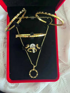 Parure Traditionnelle "Chahda" (Nid d'Abeille)