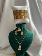 Parure Traditionnelle "Pyramides"