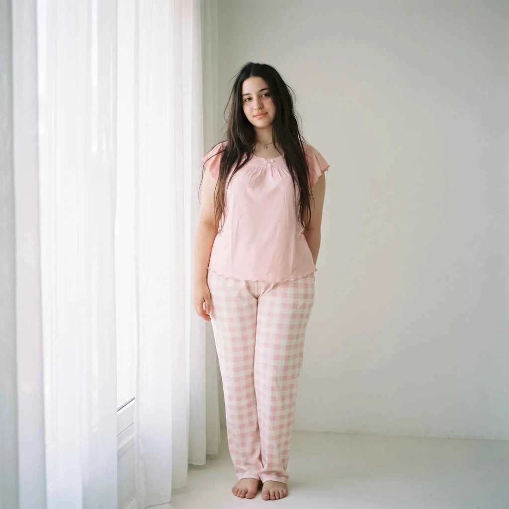 Pyjama Deux Pièces à Carreaux – Confort &amp; Douceur
